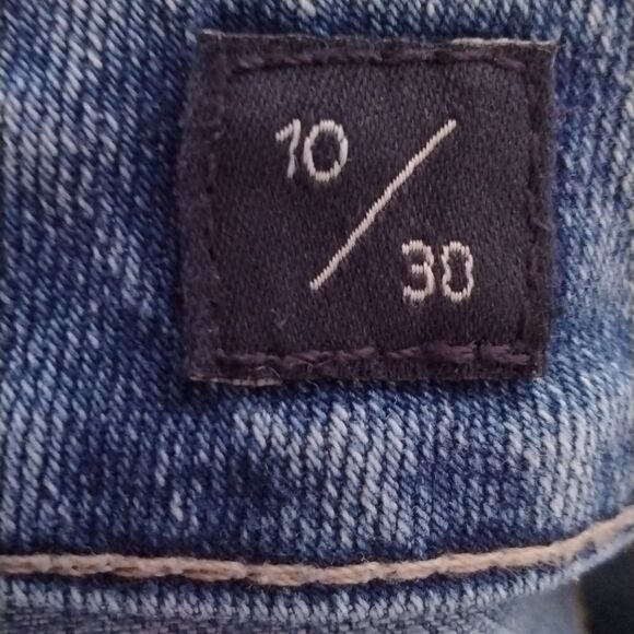 Lucky Brand Hayden Crop Jeans Size 10/30 Slightly Distressed Inseam Approx 26" - Picture 16 of 16